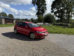 Röd Begagnad 2017 VW Golf VII Halvkombi | 103 000 kr (Marknadspris)