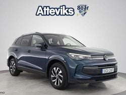 Blå Begagnad 2024 VW Tiguan Edition SUV | 364 900 kr (Marknadspris)