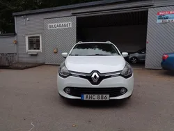 Vit Begagnad 2014 Renault Clio GrandTour Kombi | 69 900 kr (Marknadspris)