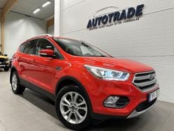 Röd Begagnad 2019 Ford Kuga Titanium SUV | 149 900 kr (Superpris)