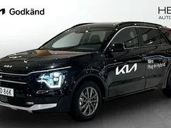 Svart (black) Begagnad 2024 Kia Niro Advance SUV | 461 400 kr (Dyr)