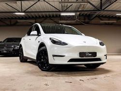Vit Begagnad 2022 Tesla Model Y Long Range AWD SUV | 384 900 kr (Marknadspris)