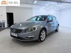 Ljusblå Begagnad 2016 Volvo V60 Momentum Kombi | 159 900 kr (Marknadspris)
