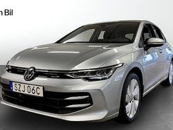 Silver Begagnad 2024 VW Golf VIII Edition Halvkombi | 304 800 kr (Marknadspris)