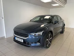 Mörkblå Begagnad 2021 Polestar 2 Long Range Single Motor Sedan | 319 000 kr (Marknadspris)