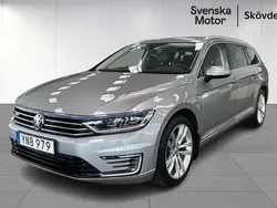 Silver Begagnad 2018 VW Passat Business Kombi | 209 200 kr (Marknadspris)