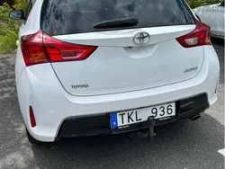 Vit Begagnad 2013 Toyota Auris Multidrive S Halvkombi | 80 000 kr (Bra pris)