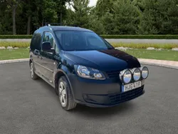 Svart Begagnad 2014 VW Caddy Minibuss | 72 900 kr (Marknadspris)
