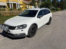 Vit Begagnad 2015 VW Passat Alltrack Kombi | 85 000 kr (Superpris)