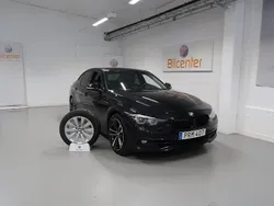 Svart Begagnad 2018 BMW 330e Sport Line Sedan | 189 900 kr (Bra pris)