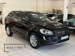 Svart Begagnad 2017 Volvo XC60 Momentum SUV | 159 900 kr (Marknadspris)