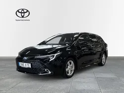Black mica (209) Begagnad 2023 Toyota Corolla Executive Kombi | 289 900 kr (Marknadspris)