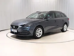 Grå Begagnad 2023 Seat Leon Kombi | 224 900 kr (Marknadspris)