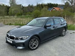 BMW 330e