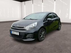 Svart Begagnad 2015 Kia Rio Halvkombi | 64 900 kr (Dyr)