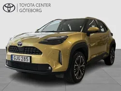 Gul Begagnad 2022 Toyota Yaris Cross Edition SUV | 309 900 kr (Marknadspris)