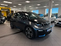 Grå Begagnad 2018 BMW i3 Comfort Edition Halvkombi | 199 900 kr (Marknadspris)