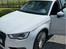 Vit Begagnad 2015 Audi A3 Sportback Ambition Halvkombi | 148 000 kr (Dyr)