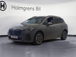 Grå Begagnad 2023 BMW 230 Shadowline Kombi | 399 900 kr