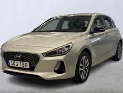 Silver Begagnad 2017 Hyundai i30 Halvkombi | 139 900 kr (Marknadspris)