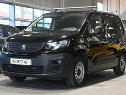 Svart Begagnad 2021 Peugeot Partner Van | 154 000 kr (Marknadspris)