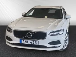Vit Begagnad 2018 Volvo V90 Momentum Kombi | 219 800 kr (Marknadspris)