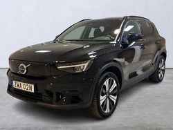 Svart Begagnad 2023 Volvo XC40 Core SUV | 294 900 kr