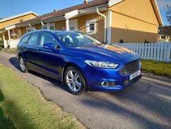 Blå Begagnad 2015 Ford Mondeo Trend Kombi | 130 000 kr (Marknadspris)