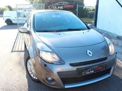 Ljusbrun Begagnad 2011 Renault Clio R.S. Halvkombi | 39 900 kr (Marknadspris)