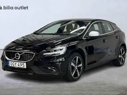 Svart Begagnad 2017 Volvo V40 Kombi | 159 900 kr (Lite dyr)