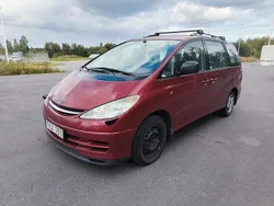 Röd Begagnad 2002 Toyota Previa Minibuss | 17 500 kr
