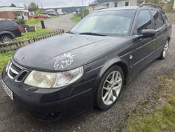 Svart Begagnad 2005 Saab 9-5 Aero Kombi | 15 000 kr (Superpris)