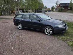 Grå Begagnad 2004 Honda Accord Sport Kombi | 27 900 kr (Marknadspris)