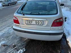 Begagnad 2003 Renault Mégane II Halvkombi | 10 000 kr (Marknadspris)