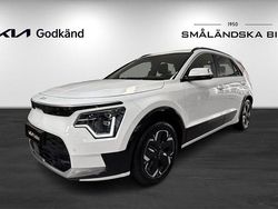Vit Begagnad 2022 Kia e-Niro SUV | 309 000 kr (Marknadspris)