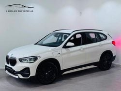 Vit Begagnad 2022 BMW X1 Sport Line SUV | 229 900 kr