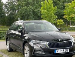 Begagnad 2023 Skoda Octavia Kombi | 254 900 kr (Bra pris)