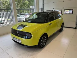 Gul Begagnad 2020 Honda e Halvkombi | 189 900 kr