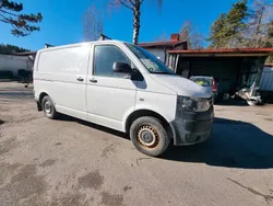 Vit Begagnad 2014 VW T5 Van | 89 900 kr (Marknadspris)