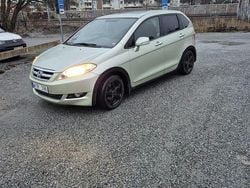Begagnad 2005 Honda FR-V Minibuss | 35 000 kr