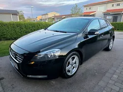Svart Begagnad 2016 Volvo V40 Kombi | 89 900 kr (Bra pris)