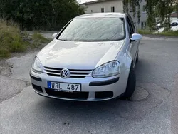 Silver Begagnad 2005 VW Golf IV Trendline Halvkombi | 21 900 kr (Marknadspris)
