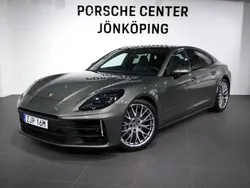 Mörkgrå (green) Begagnad 2024 Porsche Panamera 4 Sedan | 1 249 000 kr