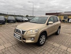 Ljusbrun Begagnad 2011 Toyota RAV4 Executive SUV | 129 900 kr (Lite dyr)