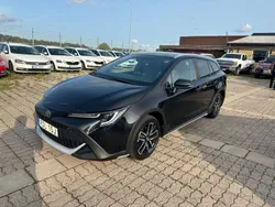 Svart Begagnad 2022 Toyota Corolla Kombi | 269 900 kr (Dyr)