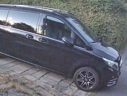 Svart Begagnad 2020 Mercedes V250 Avantgarde Minibuss | 499 995 kr