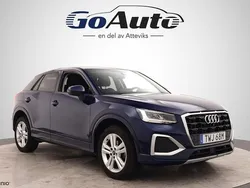 Blå Begagnad 2022 Audi Q2 Proline SUV | 249 500 kr (Marknadspris)