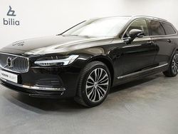 Svart Begagnad 2022 Volvo V90 Core Kombi | 409 900 kr (Marknadspris)