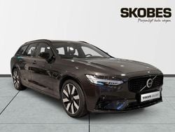 Grå Begagnad 2025 Volvo V90 Plus Kombi | 519 900 kr