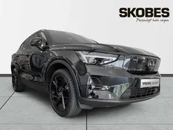 Svart Begagnad 2025 Volvo EC40 Ultra SUV | 539 400 kr
